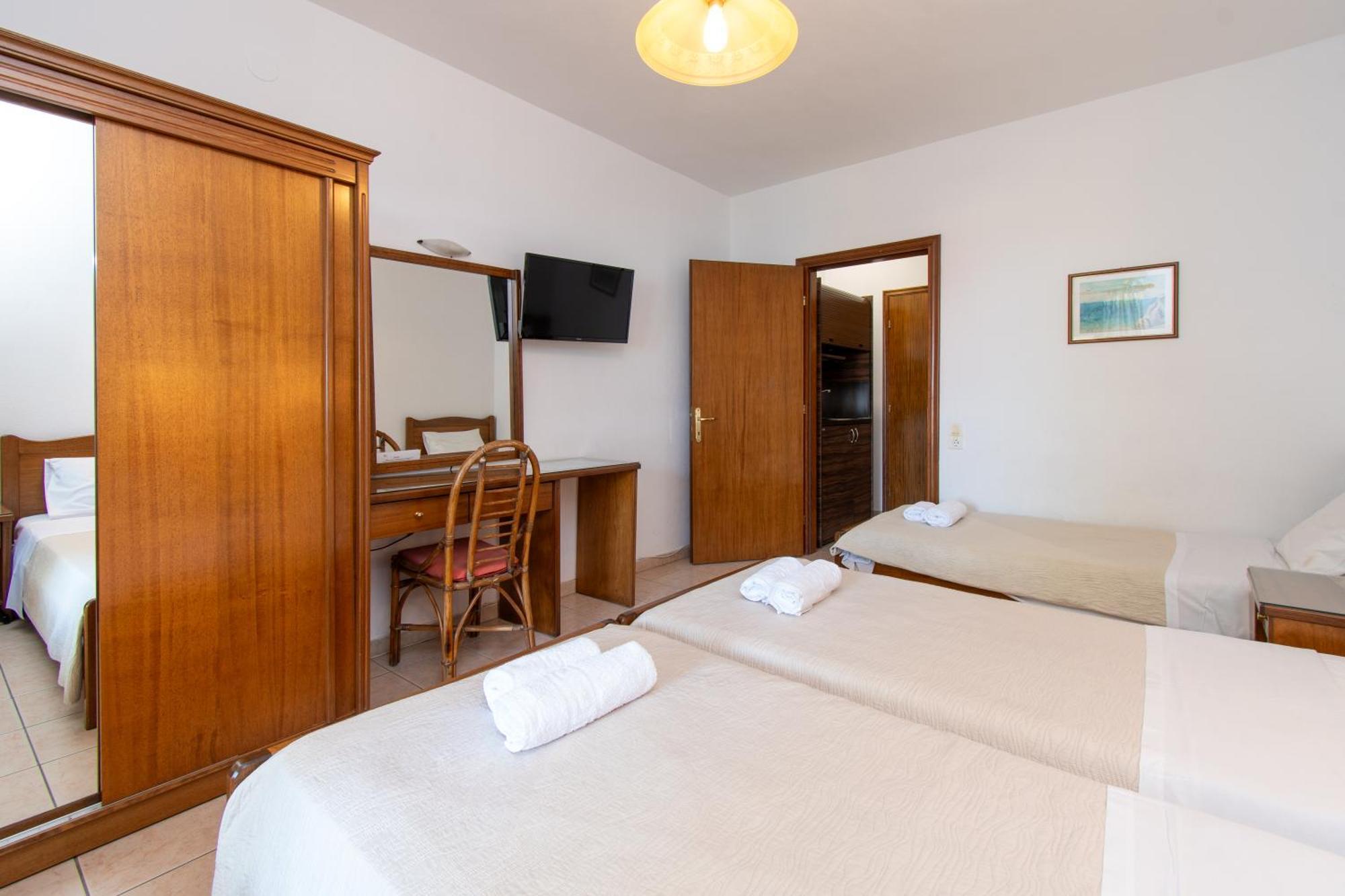 Star Paradise Hotel Neos Marmaras Room photo