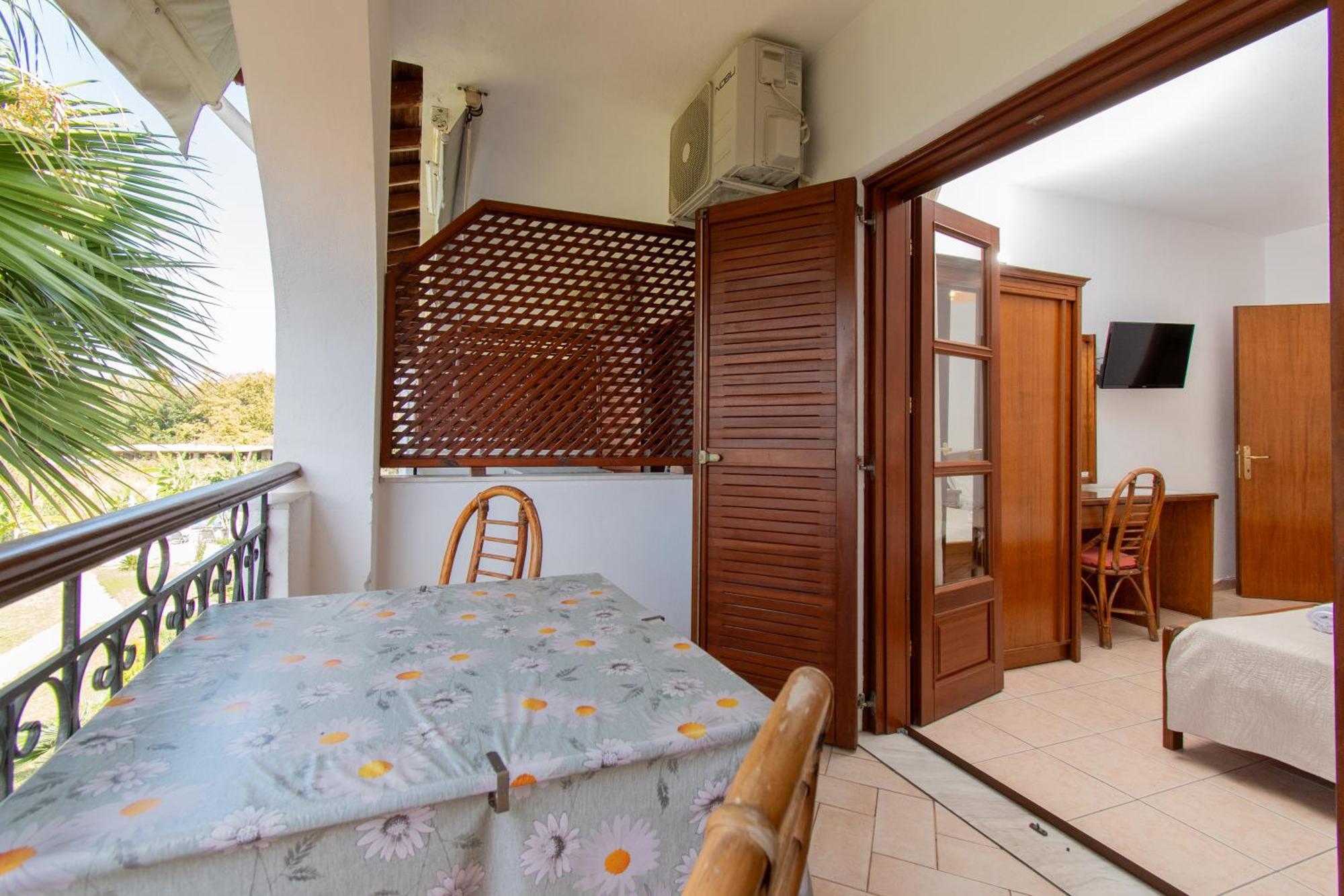 Star Paradise Hotel Neos Marmaras Room photo