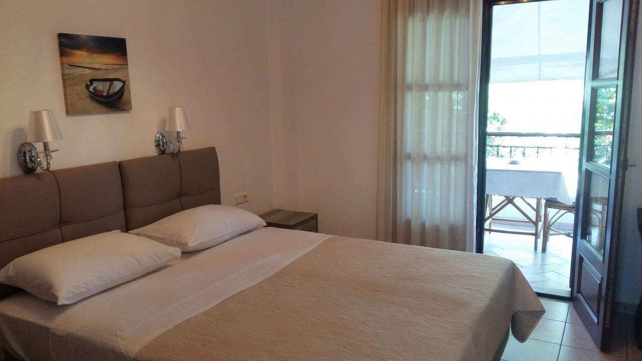 Star Paradise Hotel Neos Marmaras Exterior photo